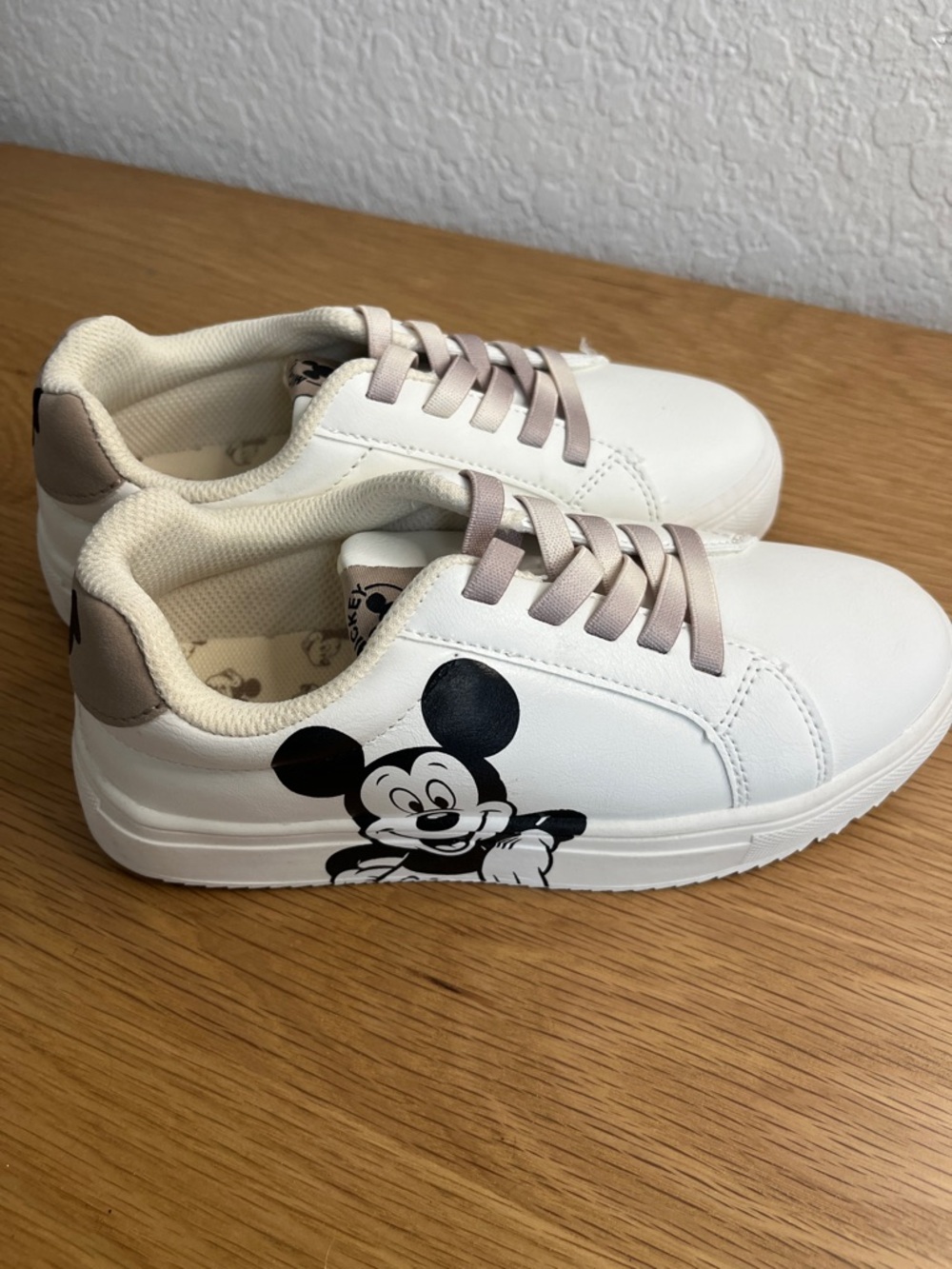 Kids Mickey Mouse shoes